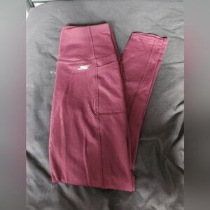 Womans Sketchers Leggings Size Small